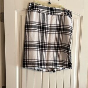 Willi Smith Black and White Plaid Pencil Skirt